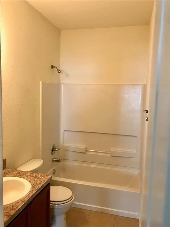 Building Photo - 364 Westminster Dr