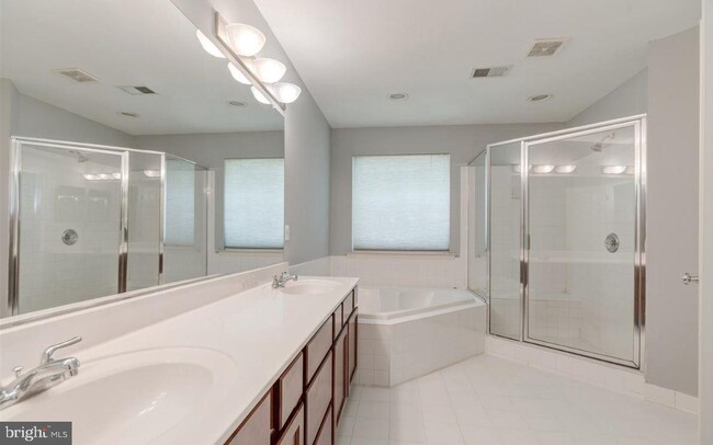Building Photo - 6702 Percethony Ct