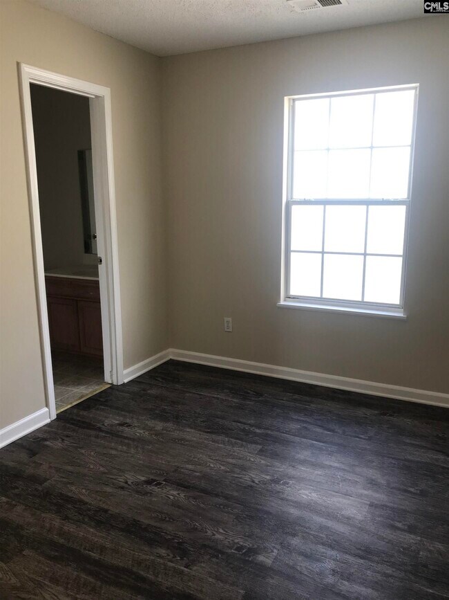 Building Photo - 519 Summit Terrace Ct