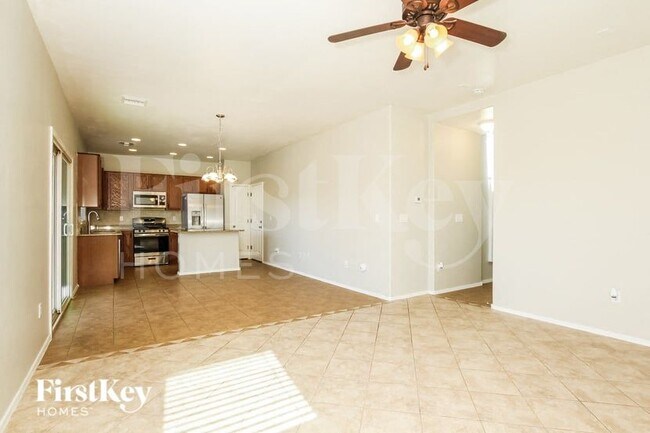 Building Photo - 12072 W Formosa Ln