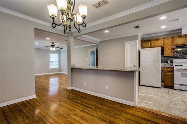 Building Photo - 3945 Hawick Ln