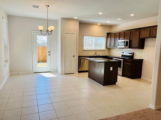 Building Photo - 812 Peaceful Brk Dr