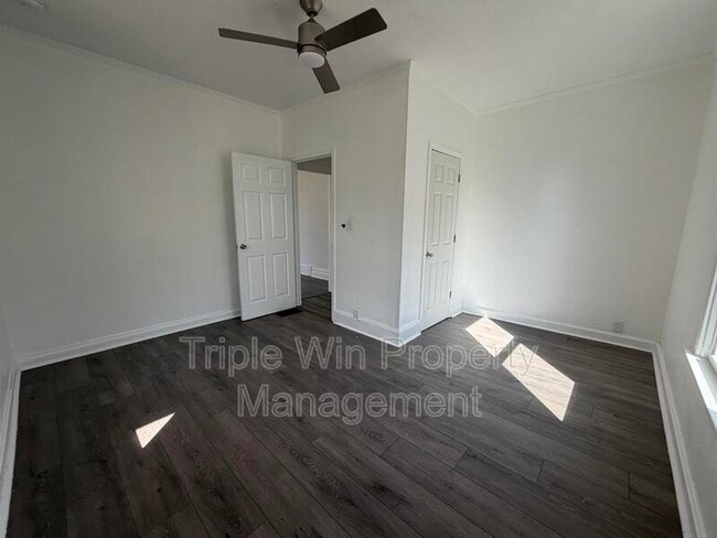 Building Photo - 123 W Thornton Ave