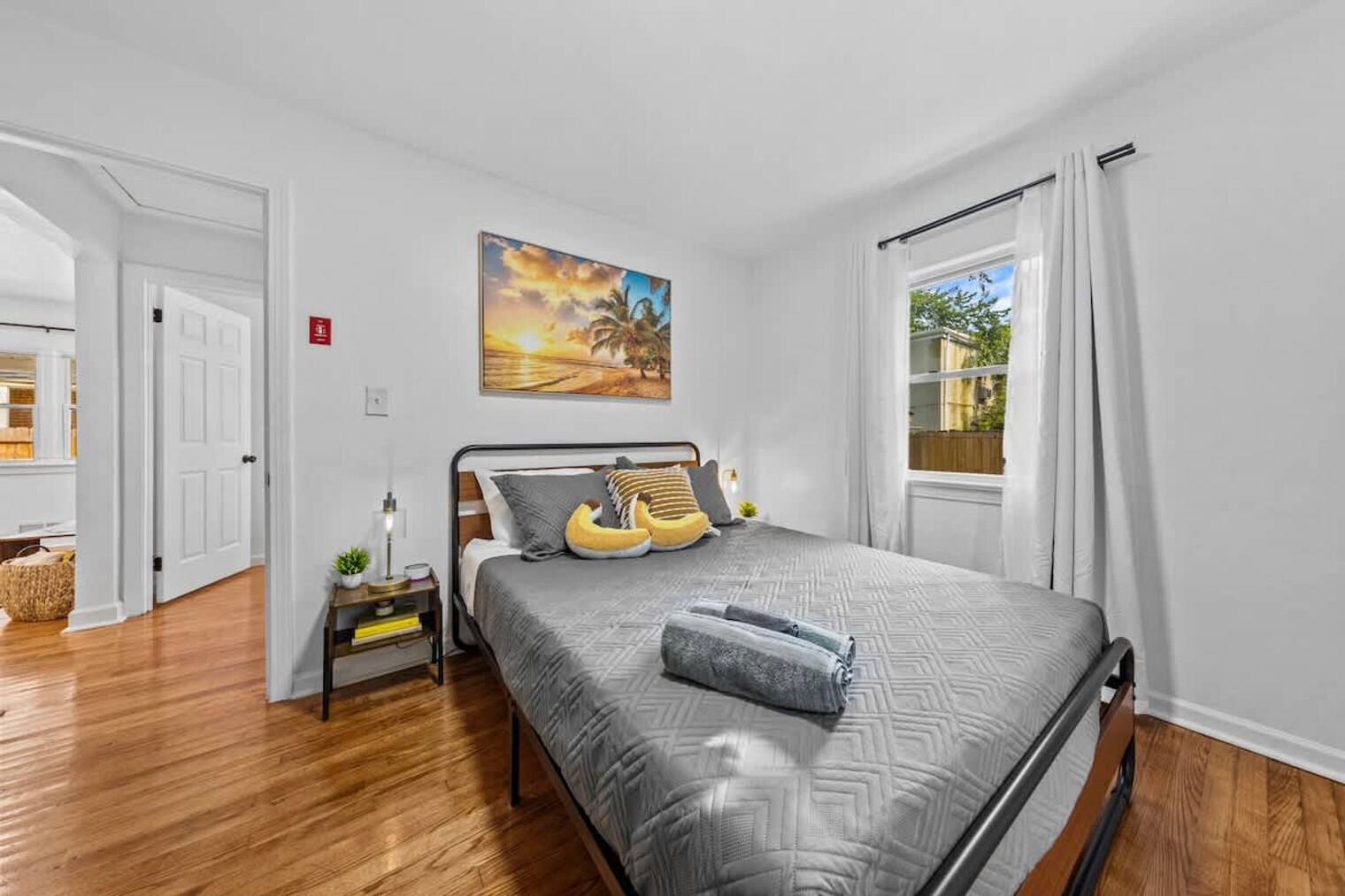 Building Photo - 172 Cherry St