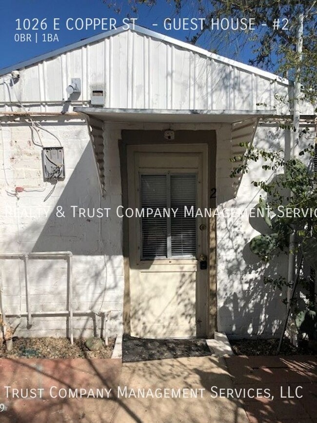 Primary Photo - 1026 E Copper St