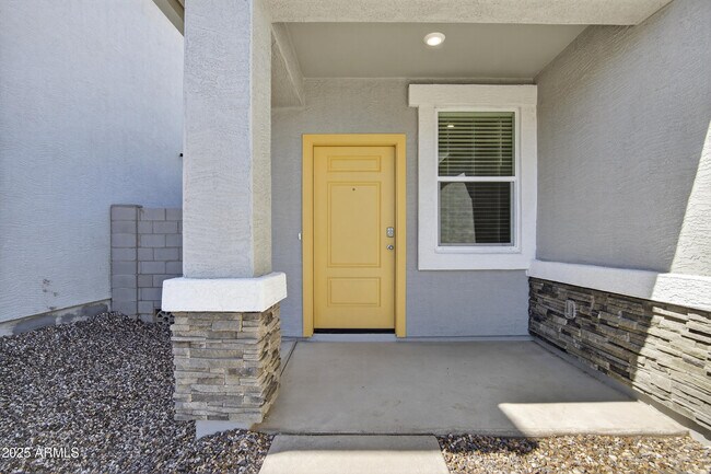 Building Photo - 9284 S Mara Dr