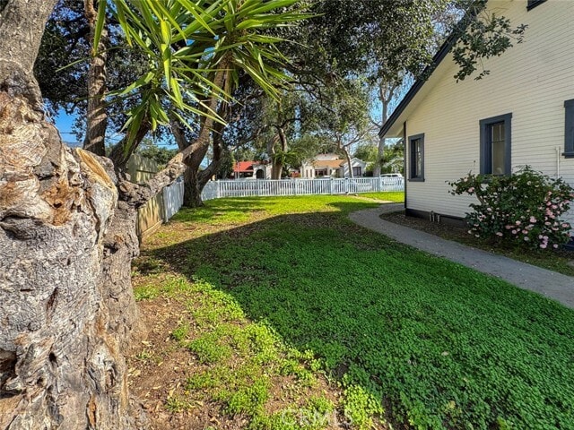 Building Photo - 119 S Alta Vista Ave