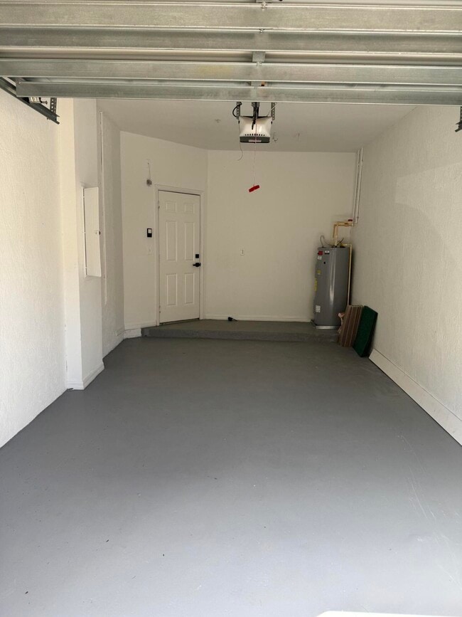 Building Photo - 971 Pipers Cay Dr