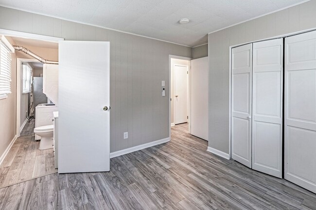 Building Photo - 3 bedroom, 1 bath, newly renovated ranch in Todd Estates, Newark