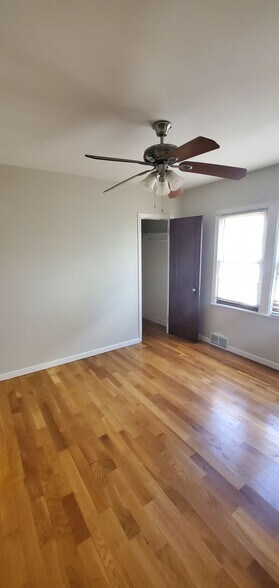 Bedroom 2 - 2923 Arthur St NE