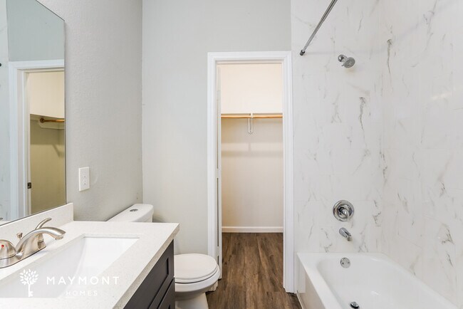 Building Photo - Stylish 3-Bedroom Home with Modern Touches