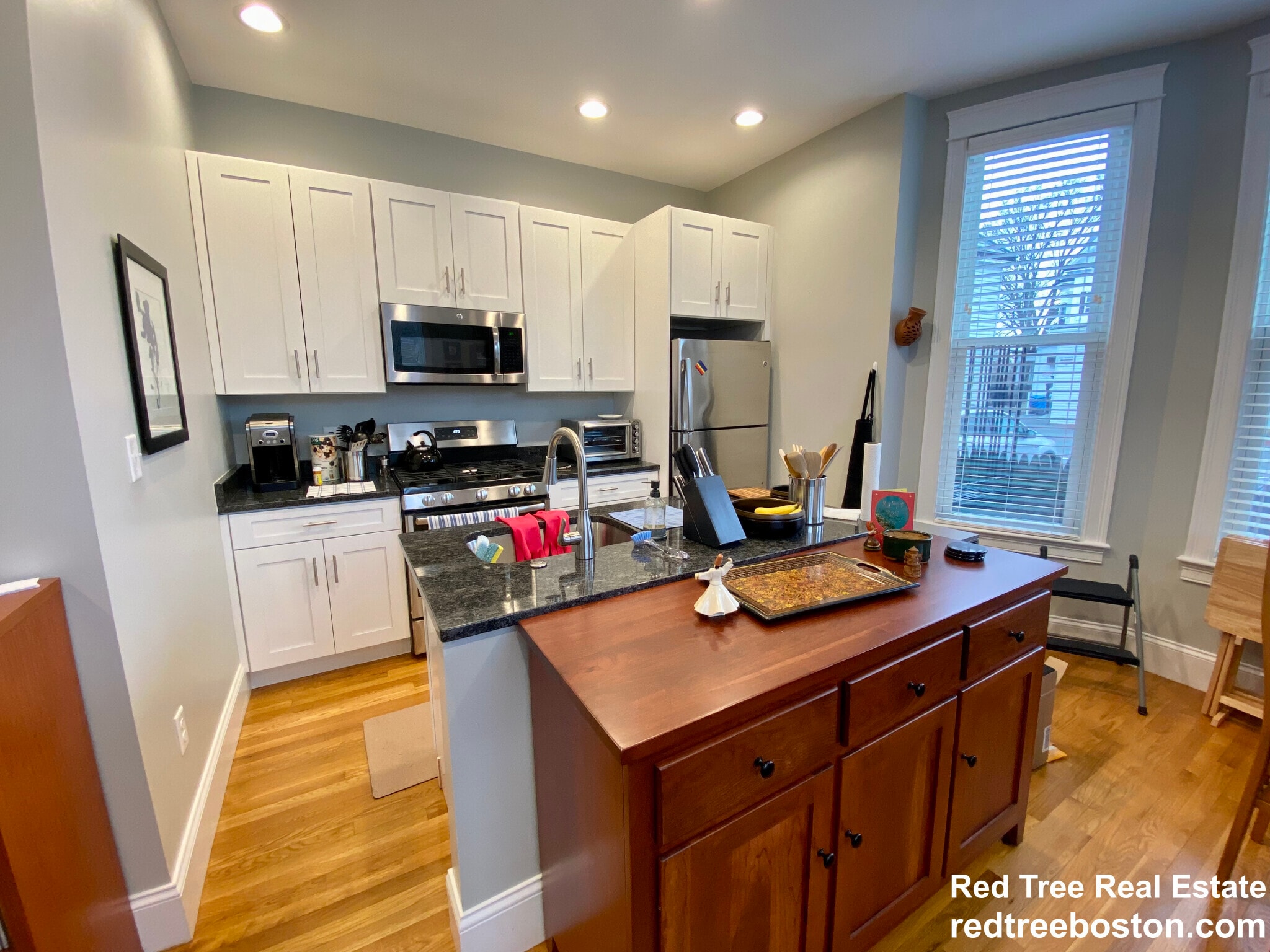 Building Photo - 405 S Huntington Ave