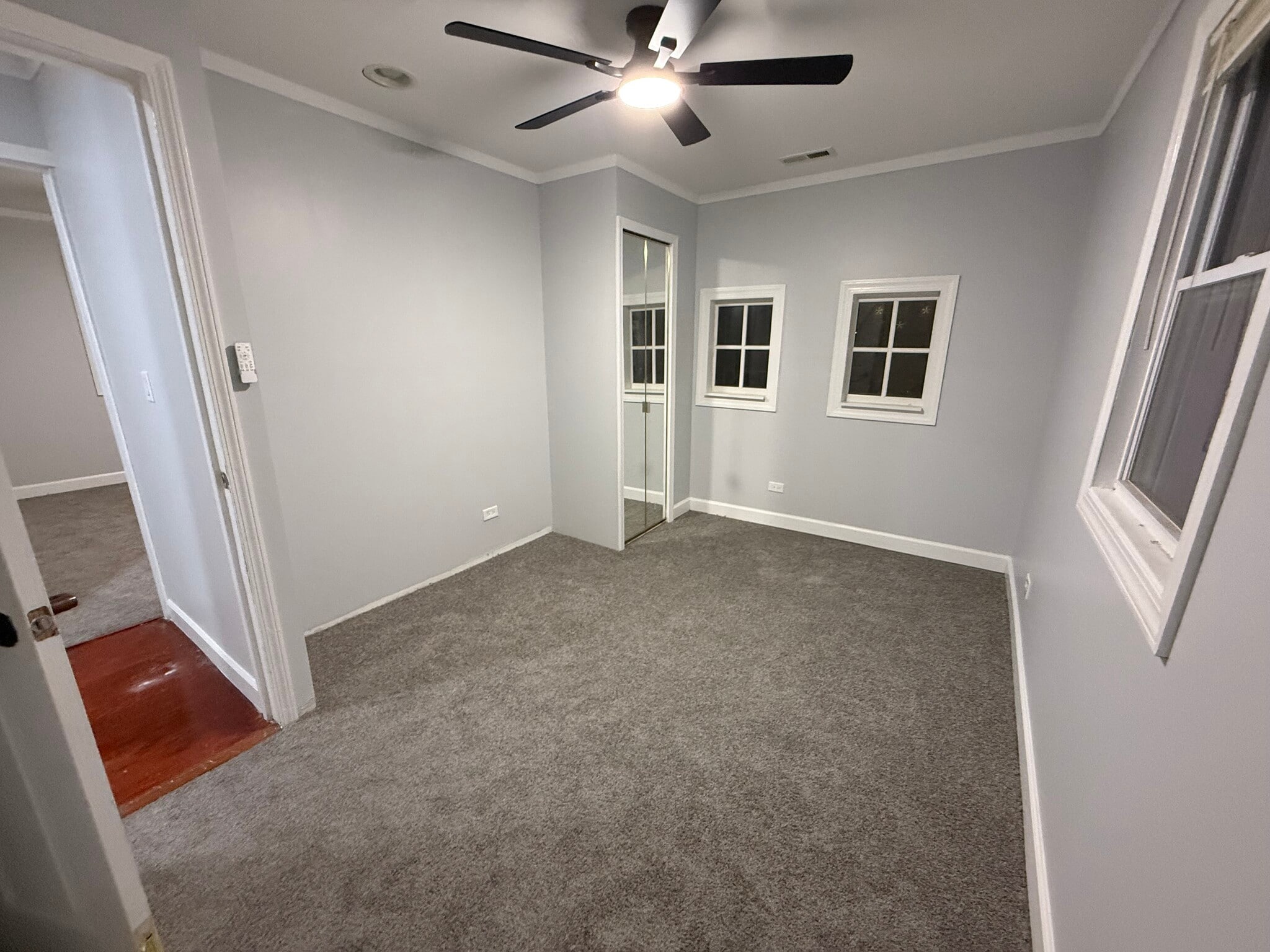 Building Photo - 5351 N Kimball Ave