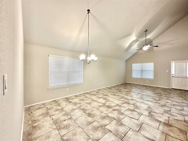 Building Photo - 23827 Piedmont Forest Dr