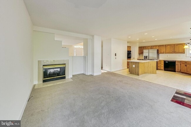 Building Photo - 6104 Cool Spring Terrace S