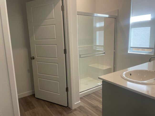 Building Photo - Modern Single-Story Home with Open Layout and Expansive Views