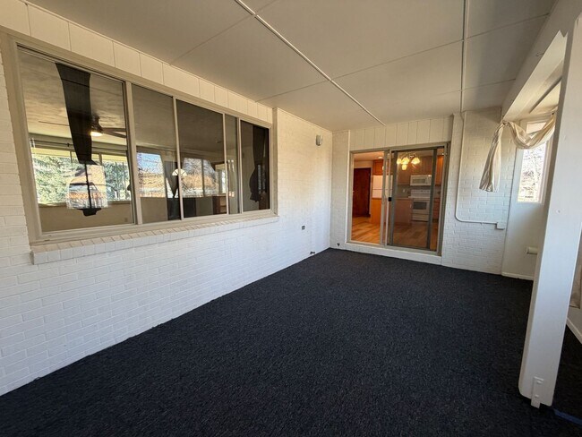 Building Photo - Open and Bright 3BD Home in Desirable Boulder Neighborhood