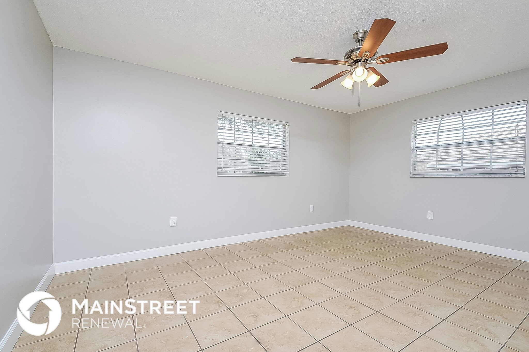 Building Photo - 2827 Gary Ln