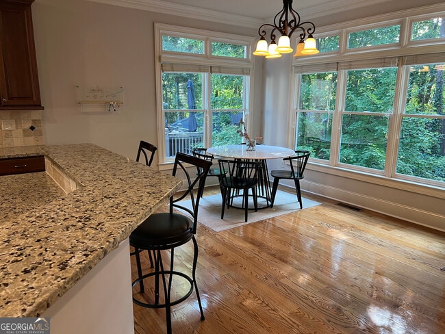 Building Photo - 7955 Magnolia Square