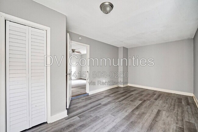 Building Photo - 12919 S Coast Dr