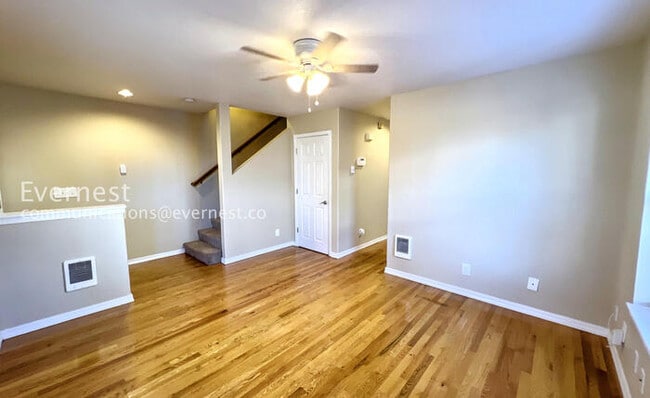 Building Photo - 6147 NE 9th Ave