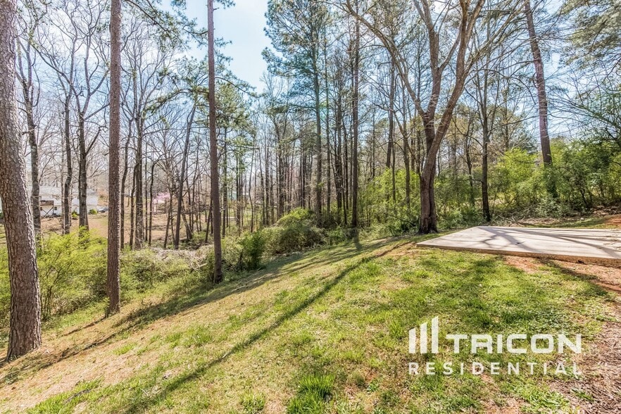 Building Photo - 1511 Country Ct