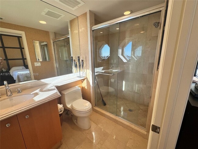 Building Photo - 17875 Collins Ave