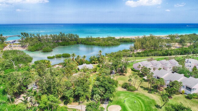 Building Photo - 4409 Fairway Dr N