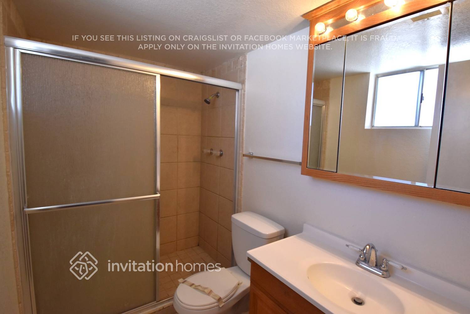 Building Photo - 3017 N 86th Ave