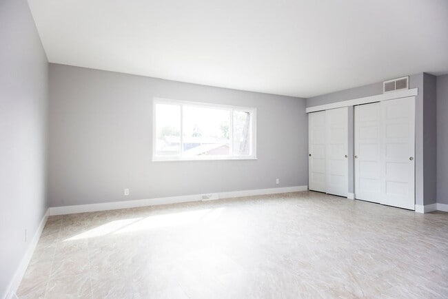 Building Photo - 2809 Stanford Rd