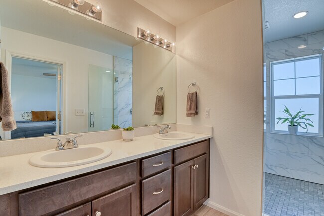 Building Photo - 9857 Beckham St