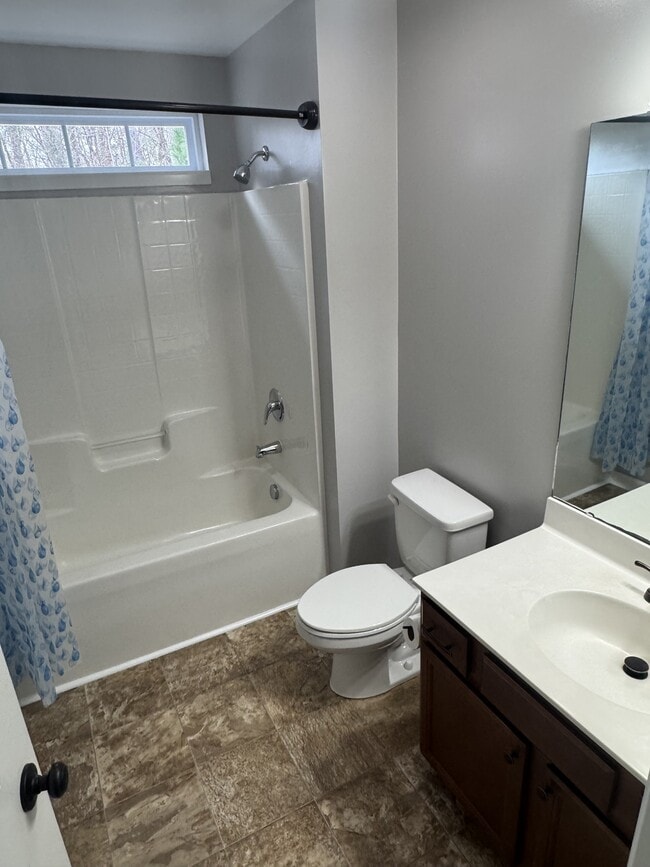 Building Photo - 617 Rockland Dr