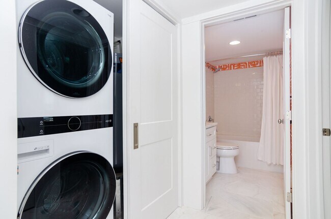 Building Photo - 201 Carolina Beach Ave S