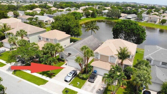 Building Photo - 137 Canterbury Pl