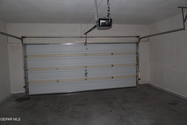 Building Photo - 3278 Azteca Trail