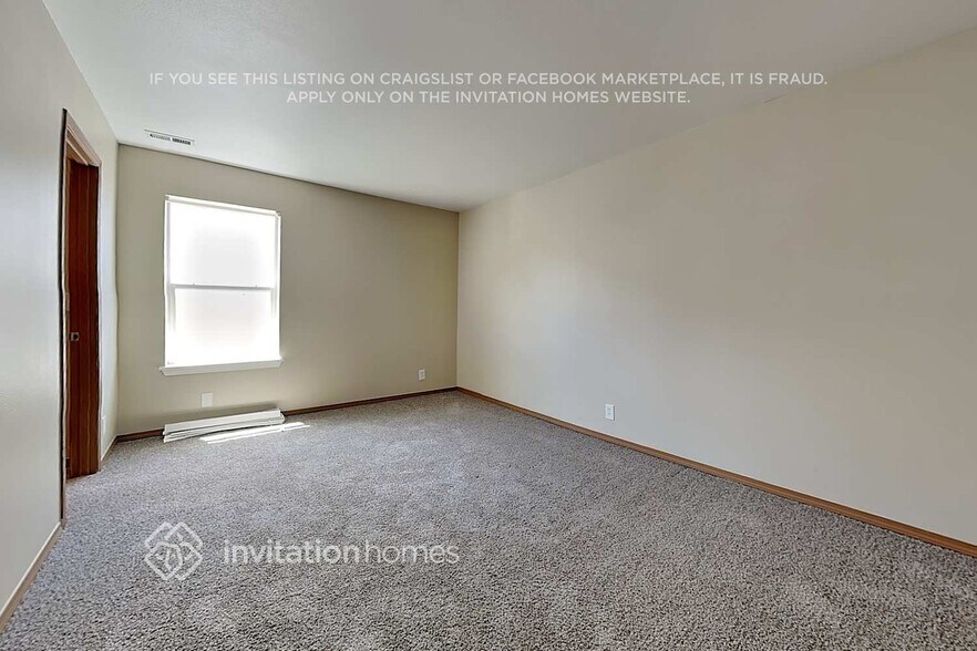 Building Photo - 20120 15th Ave E