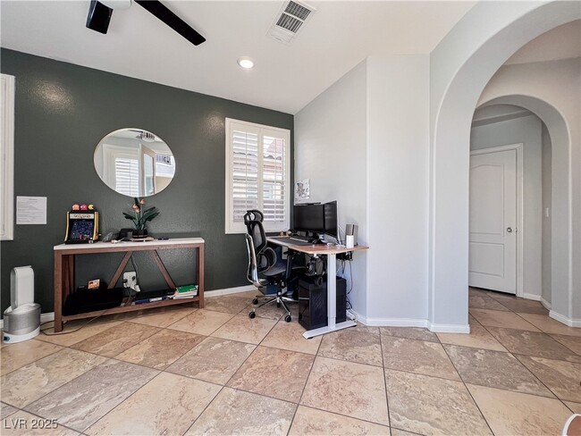 Building Photo - 7868 Arroyo Glen Ct