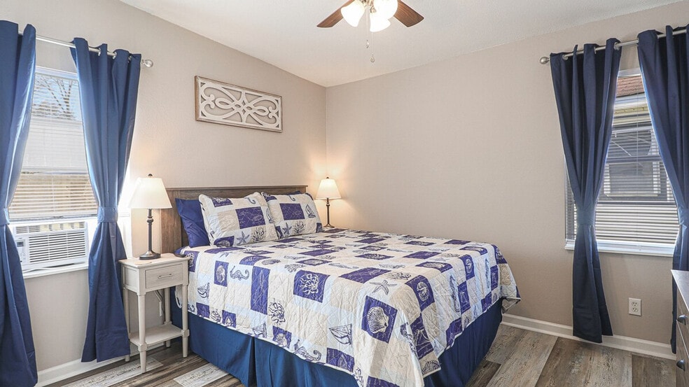 Building Photo - 1806 Curcor Dr