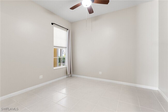 Building Photo - 3928 Valentia Way