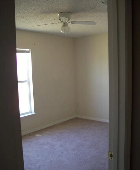 Building Photo - 1628 Myrtle Lake Ave