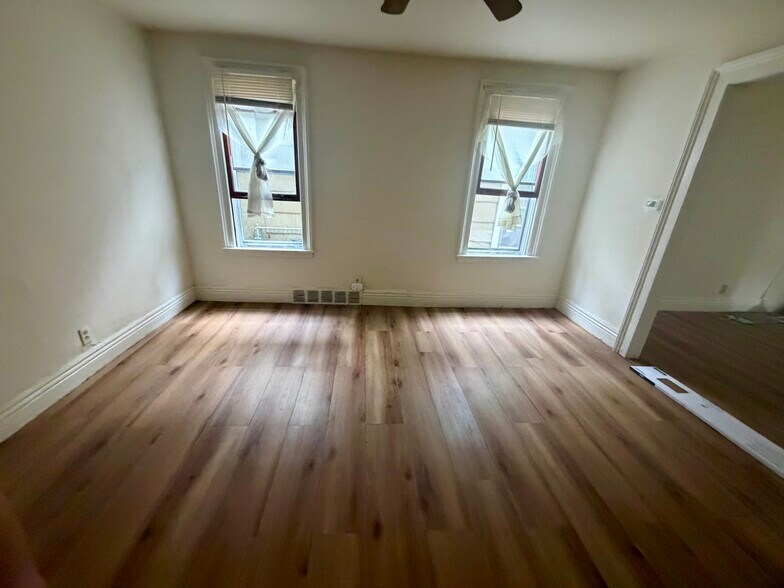 Building Photo - 141 16th St