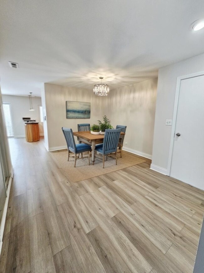 Building Photo - 1550 Sandpebble Dr