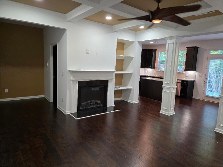 Building Photo - 5535 Fairhaven Pl