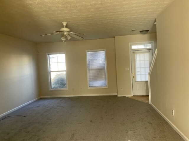 Building Photo - 259 Hardy Lillies Dr
