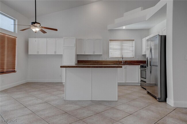 Building Photo - 840 Coastal Beach Rd