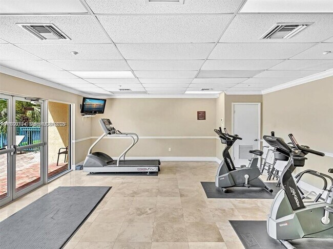 Building Photo - 201 Golden Isles Dr