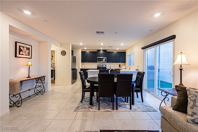 Building Photo - 3628 Via Allegro