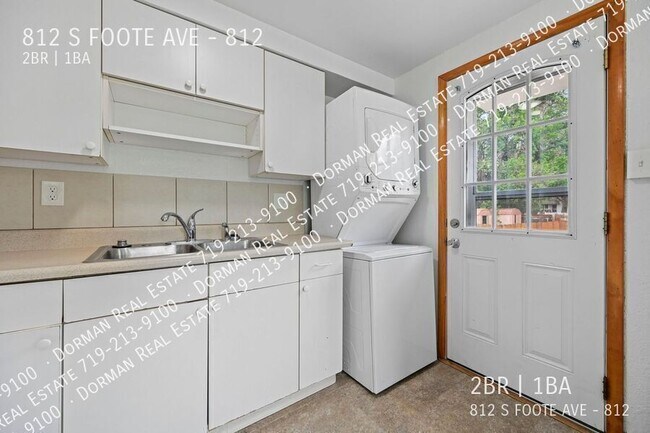 Building Photo - 812 S Foote Ave