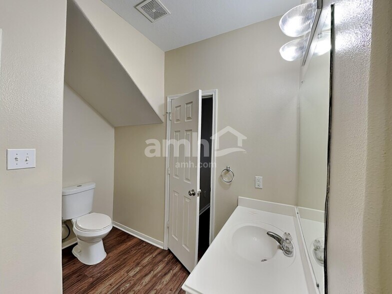 Building Photo - 4823 Dappled Grove Trl