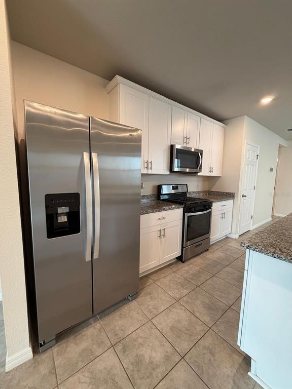 Building Photo - 3732 Shoveler Ave